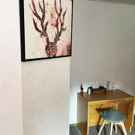 Отель Rehkitz 2*